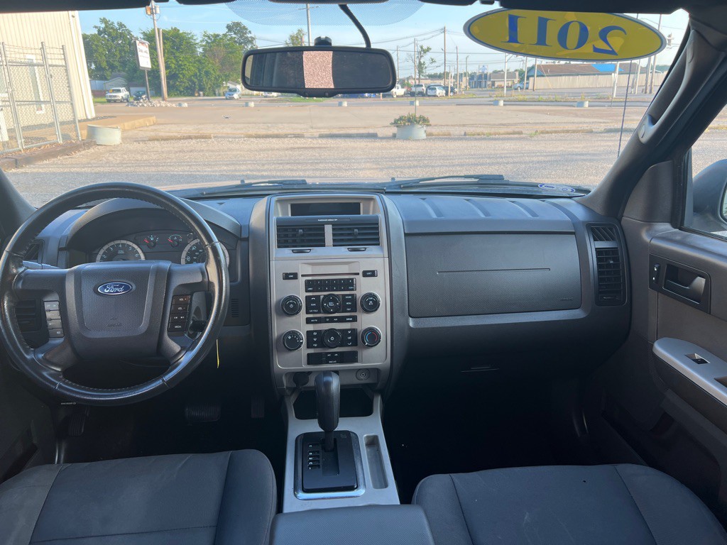 2011 Ford Escape Image 8