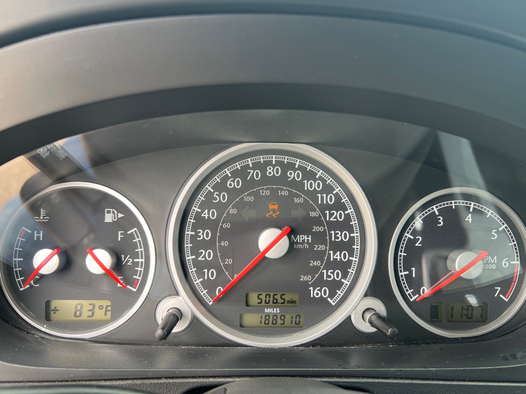 2004 Chrysler Crossfire Image 6