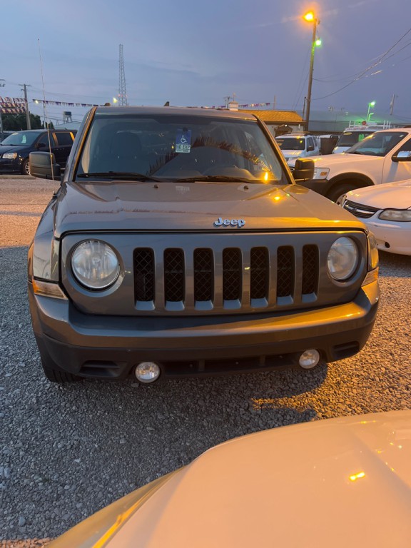 2014 Jeep Patriot Image 10