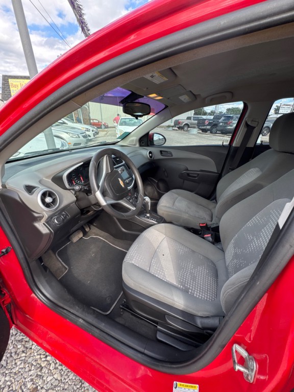 2017 Chevrolet Sonic Image 7