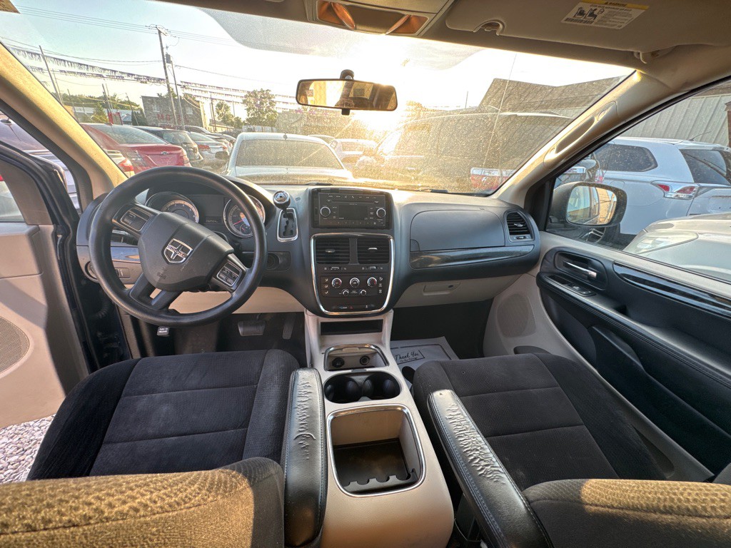 2014 Dodge Grand Caravan Image 6