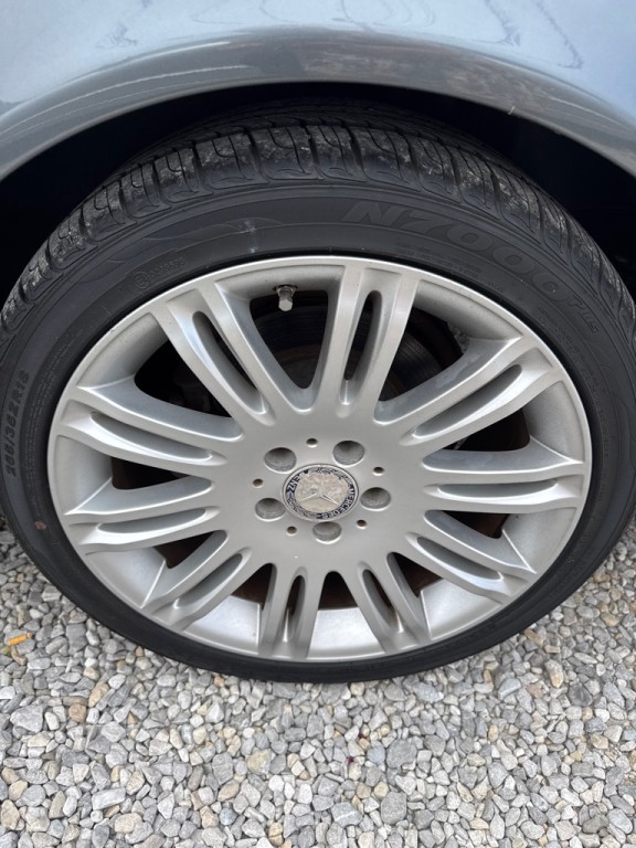 2008 Mercedes-Benz E-Class Image 8