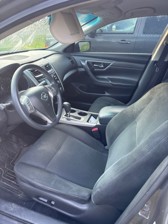 2015 Nissan Altima Image 5