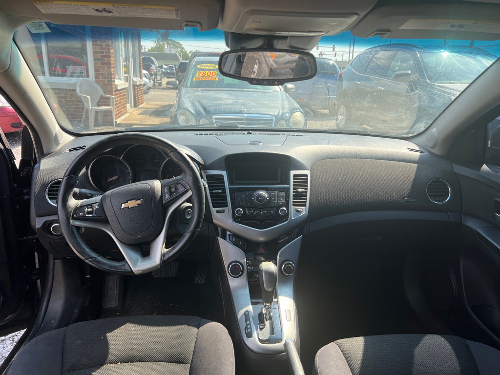 2014 Chevrolet Cruze Image 6