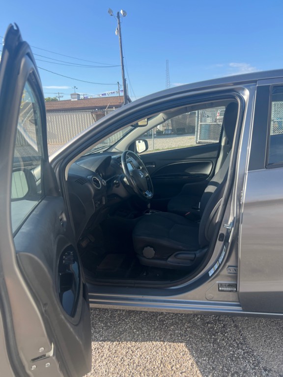 2017 Mitsubishi Mirage Image 6