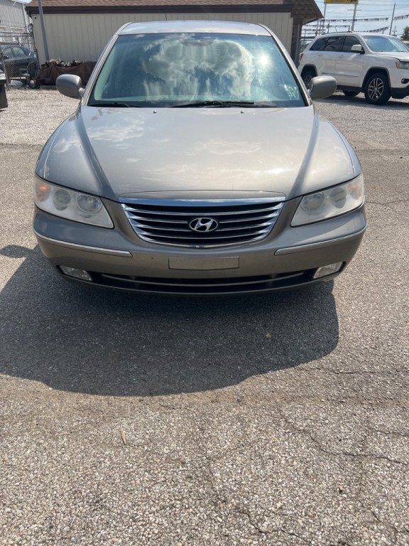 2010 Hyundai Azera Image 2