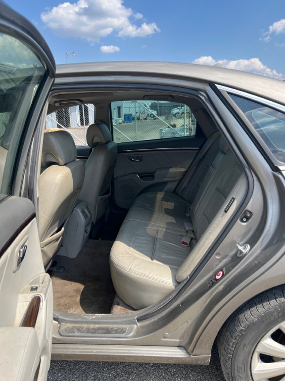 2010 Hyundai Azera Image 6