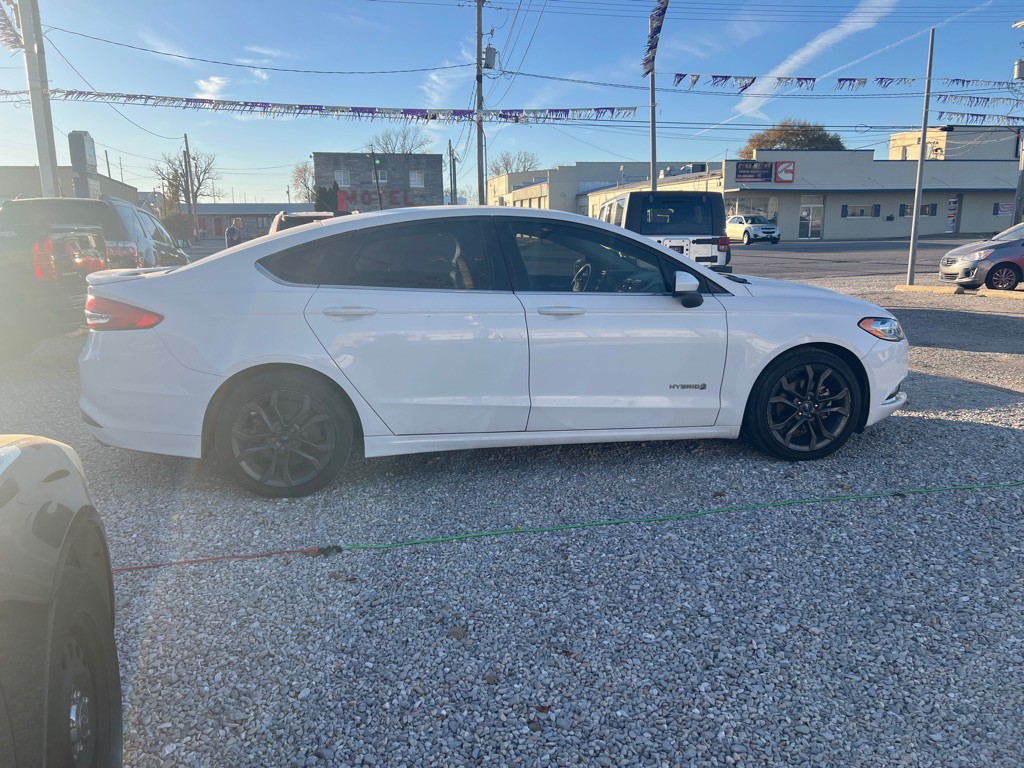 2018 Ford Fusion Image 3