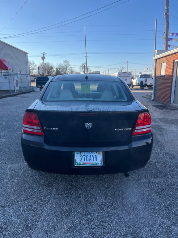 2010 Dodge Avenger Image 4