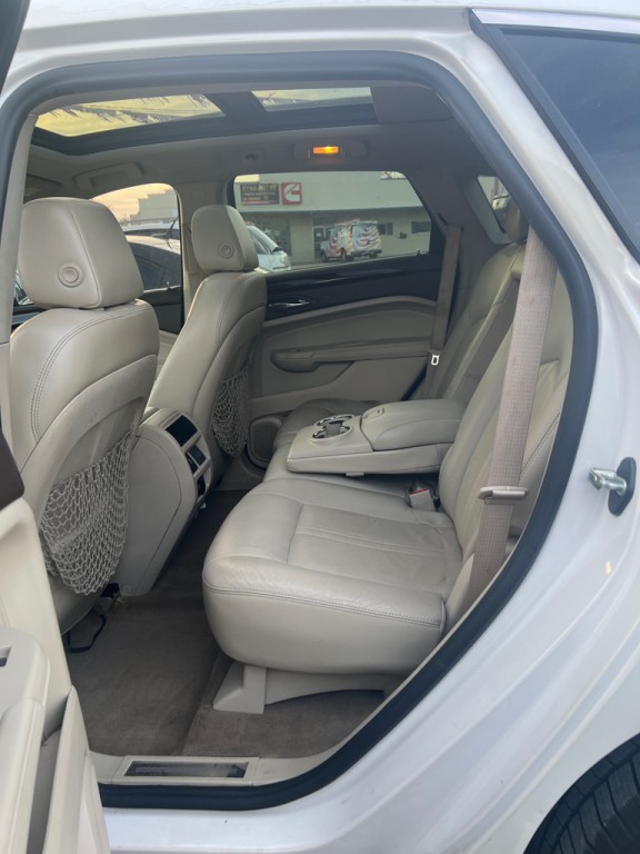 2010 Cadillac SRX Image 7