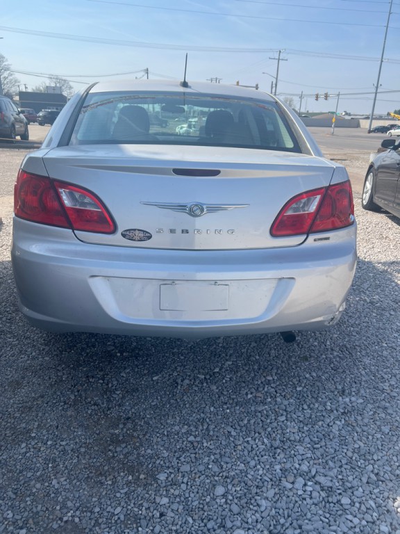 2010 Chrysler Sebring Image 5