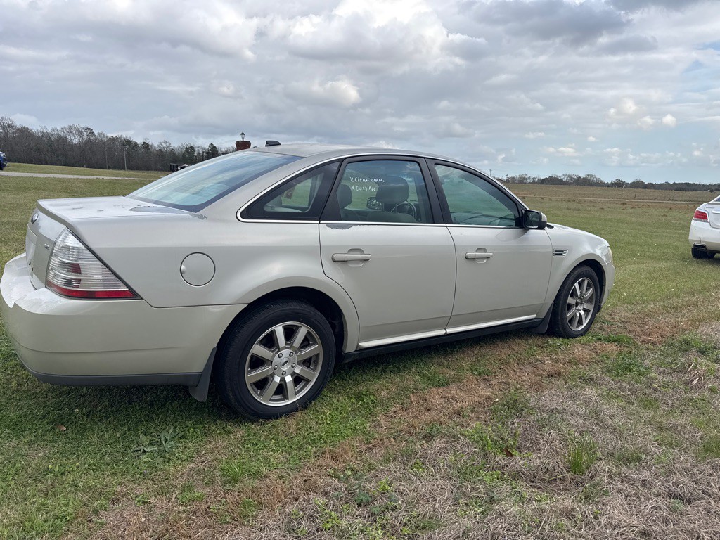 2008 Ford Taurus Image 5