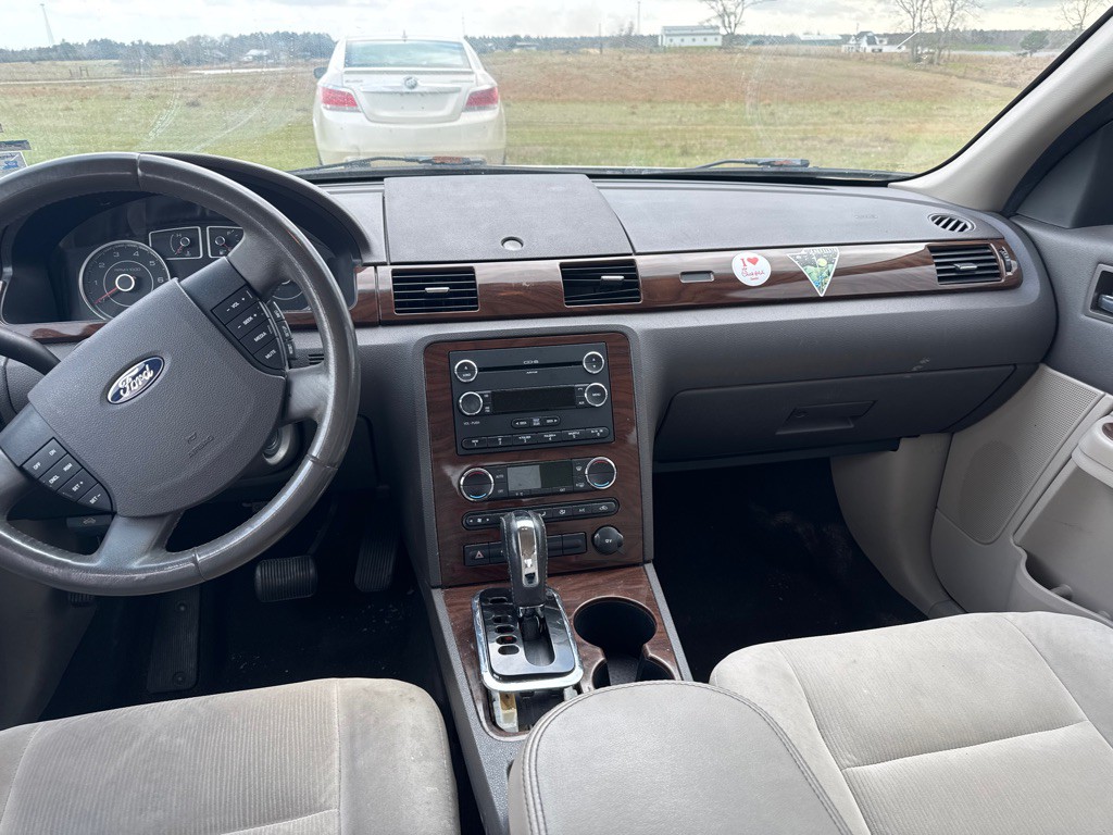 2008 Ford Taurus Image 8