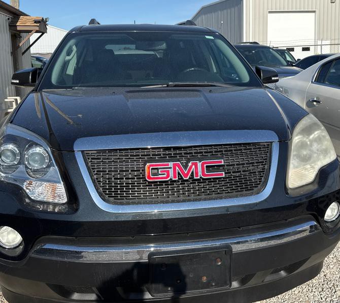 2011 GMC Acadia Image 3