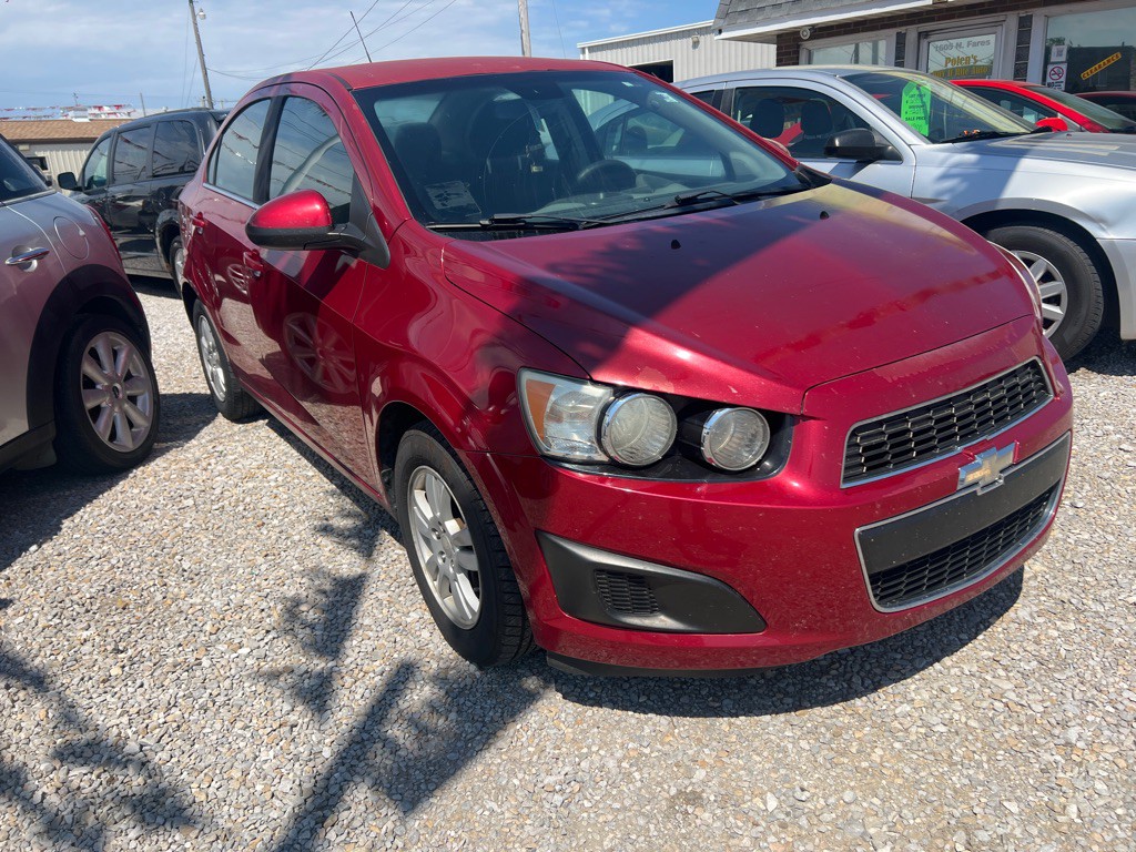 2015 Chevrolet Sonic Image 3