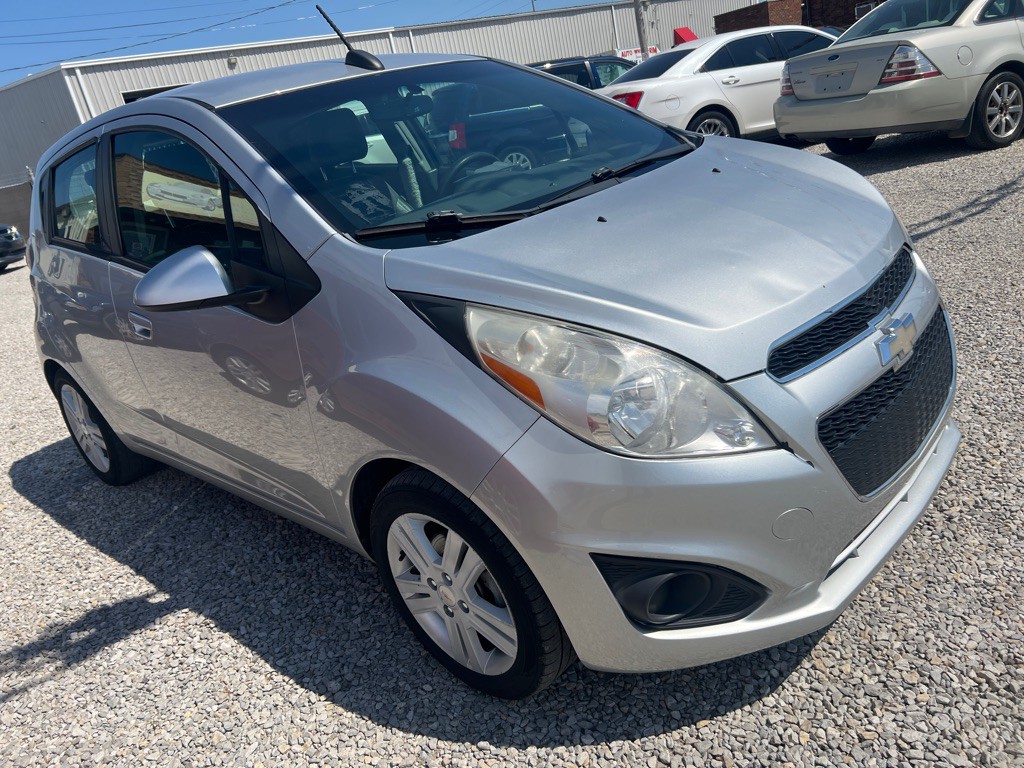2015 Chevrolet Spark Image 3