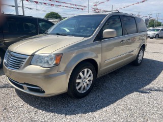 Image for 2015 Chrysler Town & Country Touring ID: 7401551