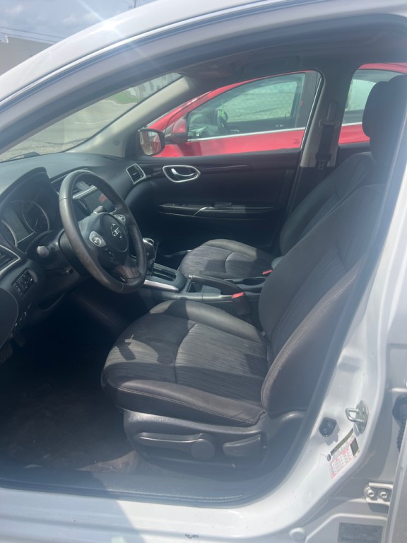 2017 Nissan Sentra Image 5