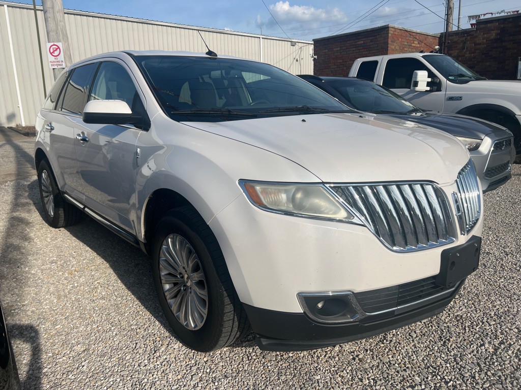2011 Lincoln MKX Image 3