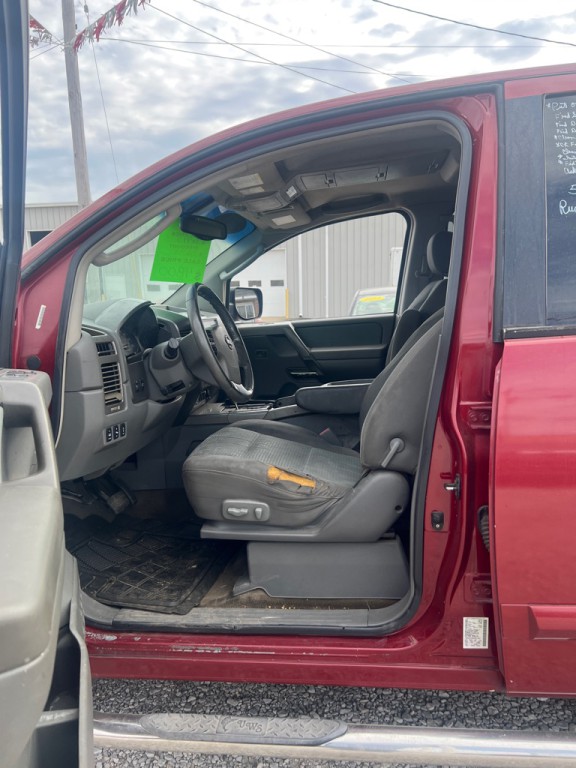 2005 Nissan Titan Image 6