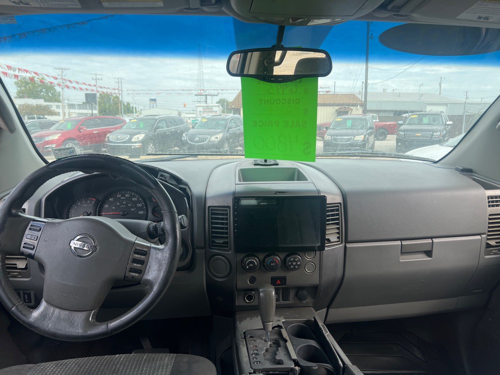 2005 Nissan Titan Image 8