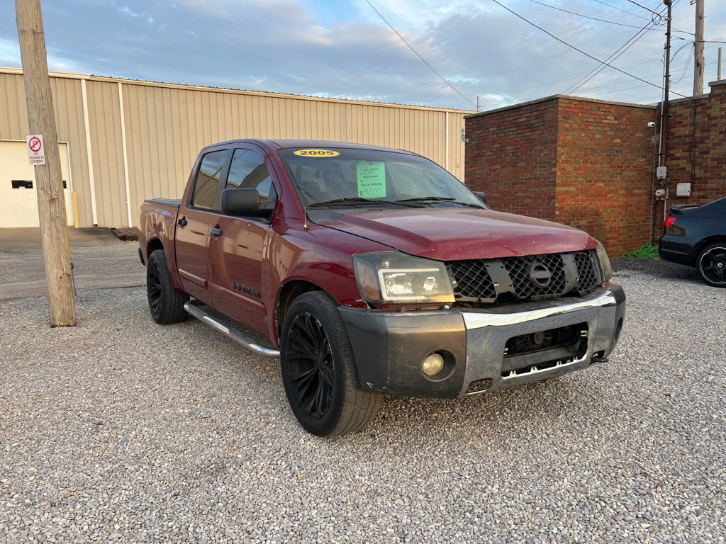 2005 Nissan Titan Image 3