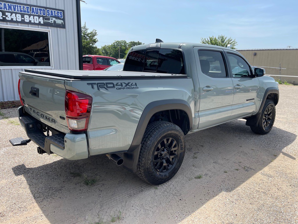 2023 Toyota Tacoma Image 8