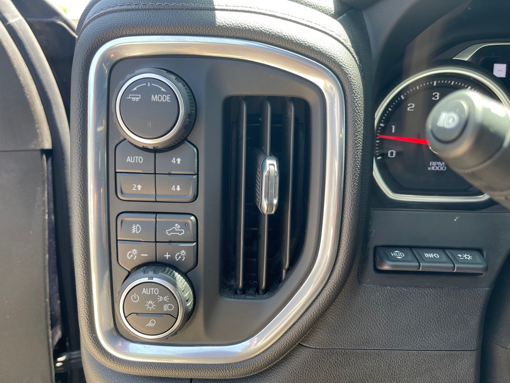 2022 Chevrolet Silverado 1500 Image 13