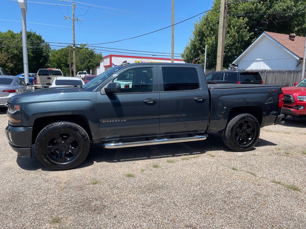 2017 Chevrolet Silverado 1500 Image 4