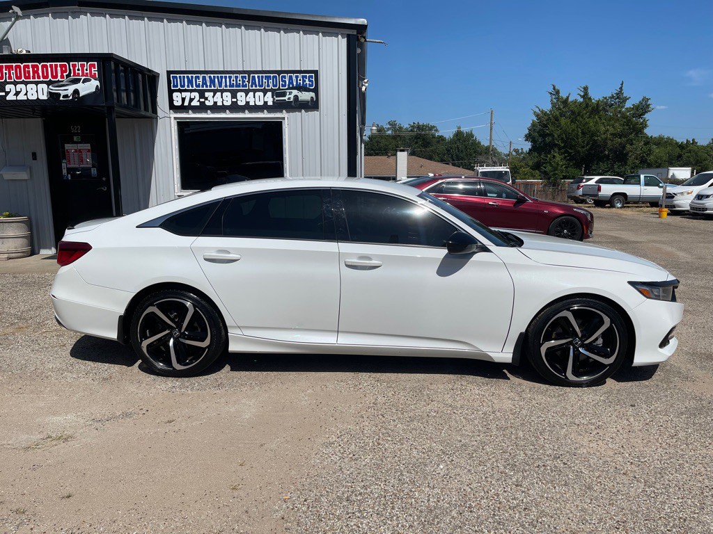 2022 Honda Accord Image 8