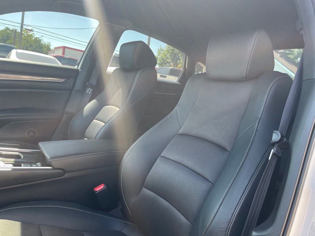 2022 Honda Accord Image 11