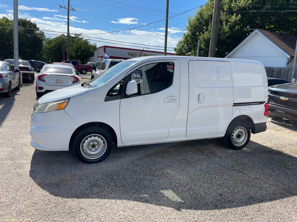 2015 Chevrolet Express Image 4