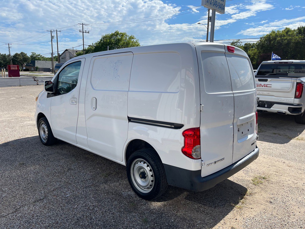 2015 Chevrolet Express Image 5