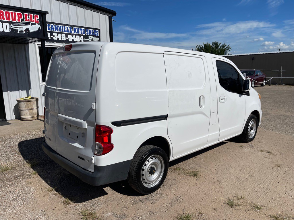 2015 Chevrolet Express Image 7