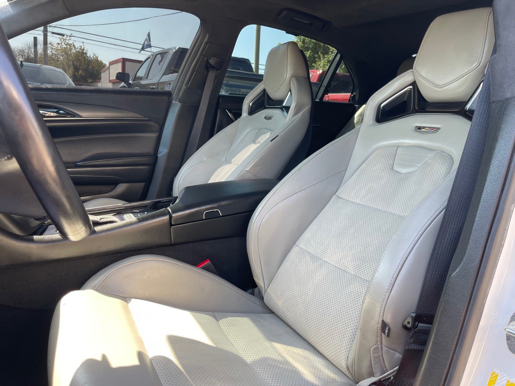 2019 Cadillac CTS Image 14