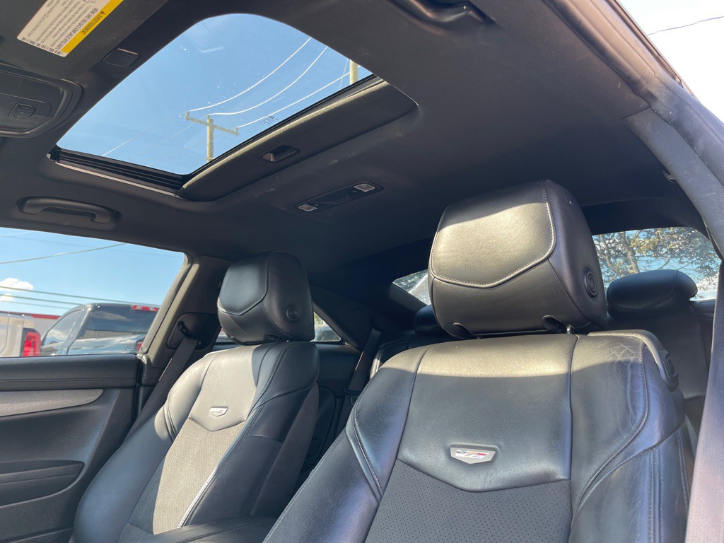 2016 Cadillac ATS-V Image 12