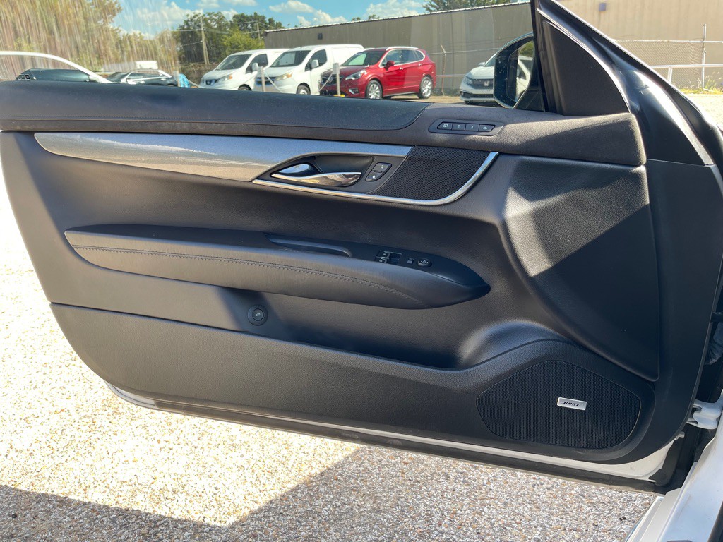 2016 Cadillac ATS-V Image 17