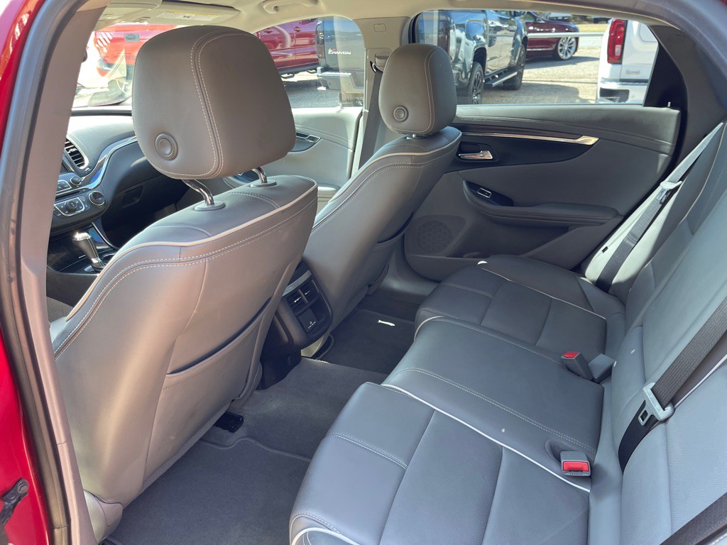 2018 Chevrolet Impala Image 12