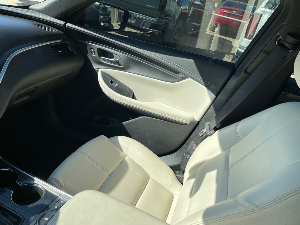 2018 Chevrolet Impala Image 17