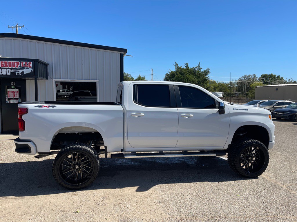 2024 Chevrolet Silverado 1500 Image 8