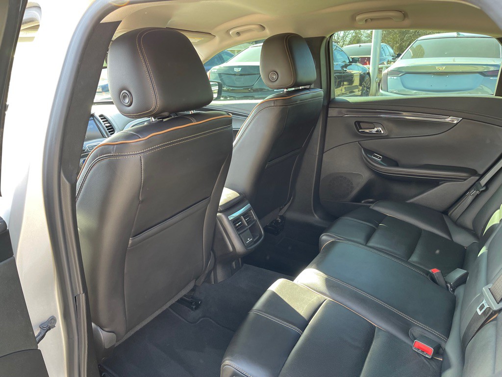2017 Chevrolet Impala Image 13