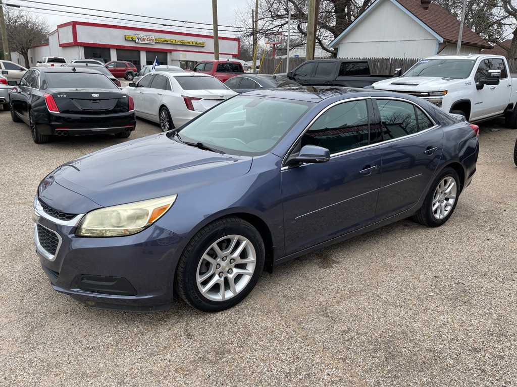 2015 Chevrolet Malibu Image 4