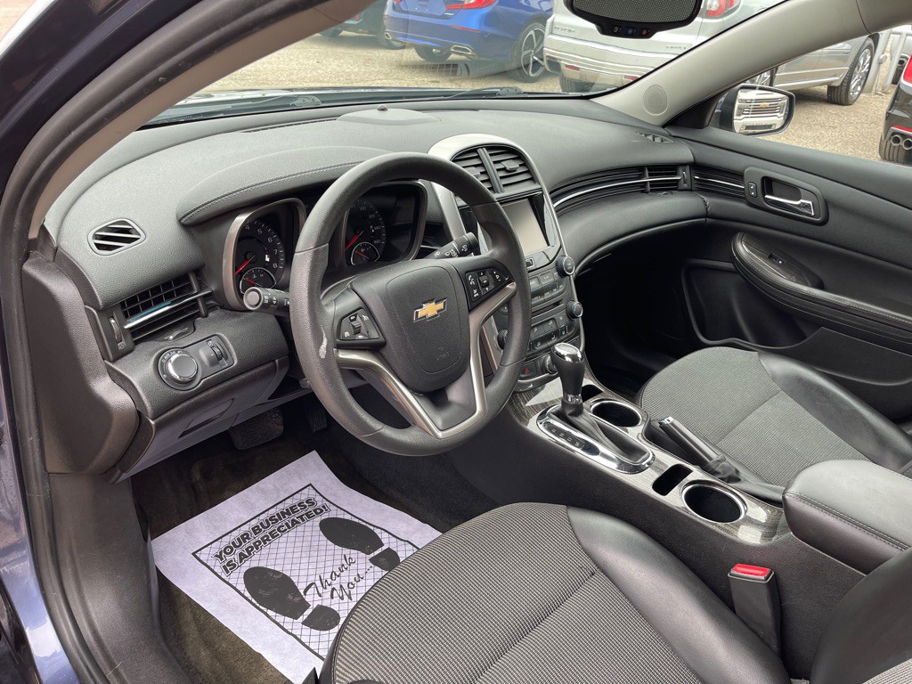 2015 Chevrolet Malibu Image 11