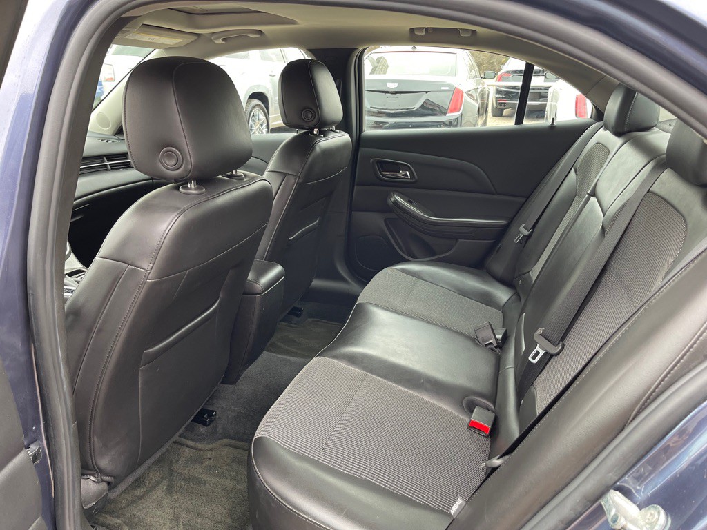 2015 Chevrolet Malibu Image 14