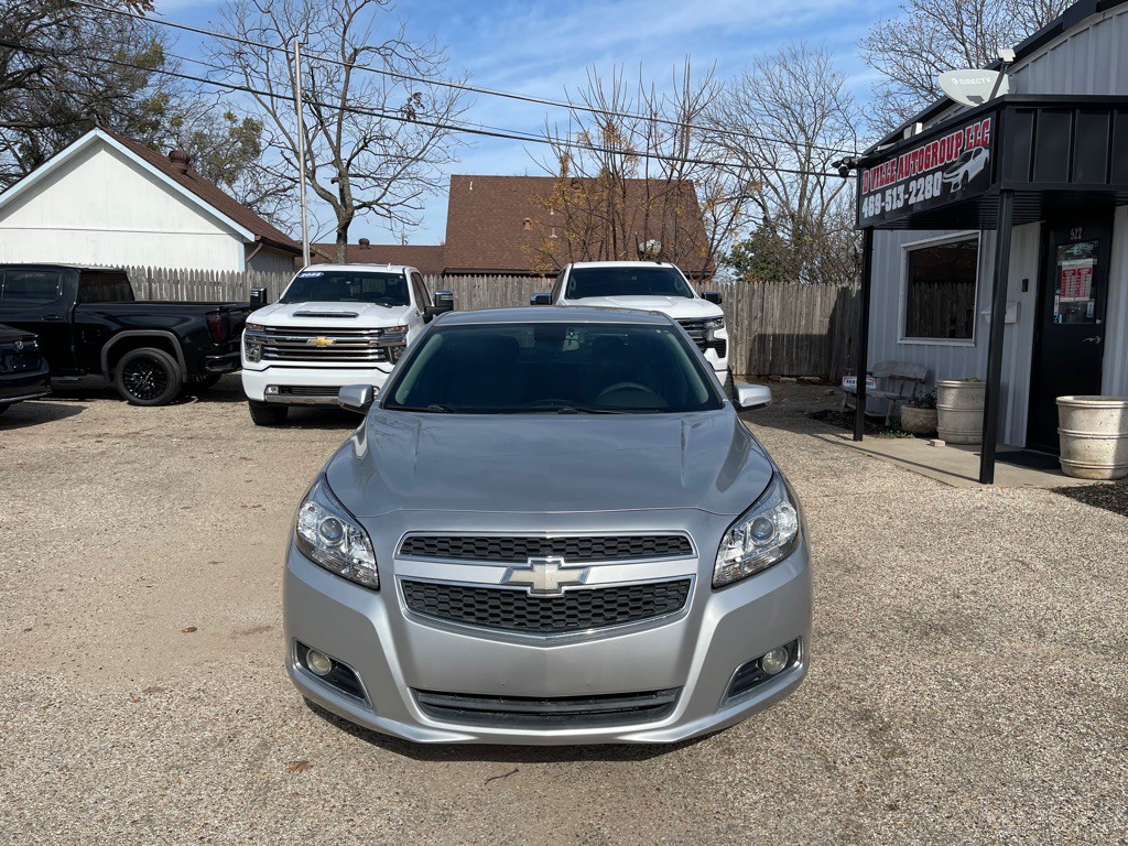 2016 Chevrolet Malibu Image 4