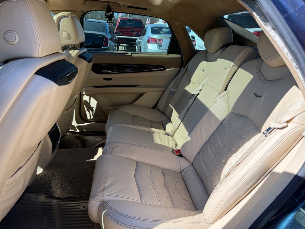 2016 Cadillac CT6 Image 18