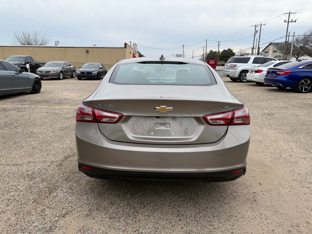 2022 Chevrolet Malibu Image 5