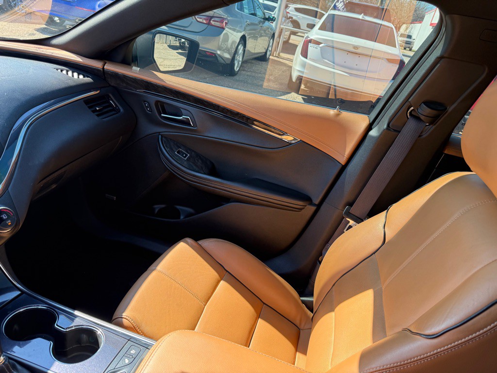 2016 Chevrolet Impala Image 17