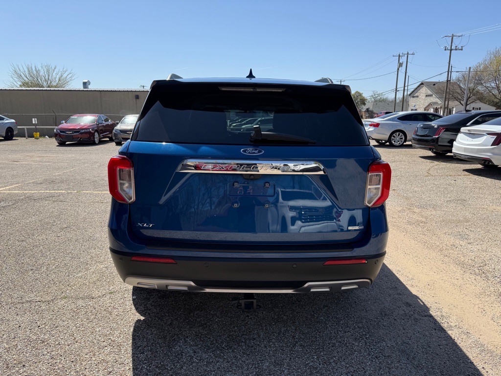 2020 Ford Explorer Image 8