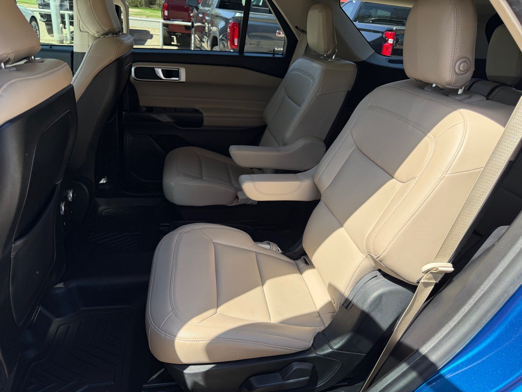 2020 Ford Explorer Image 15